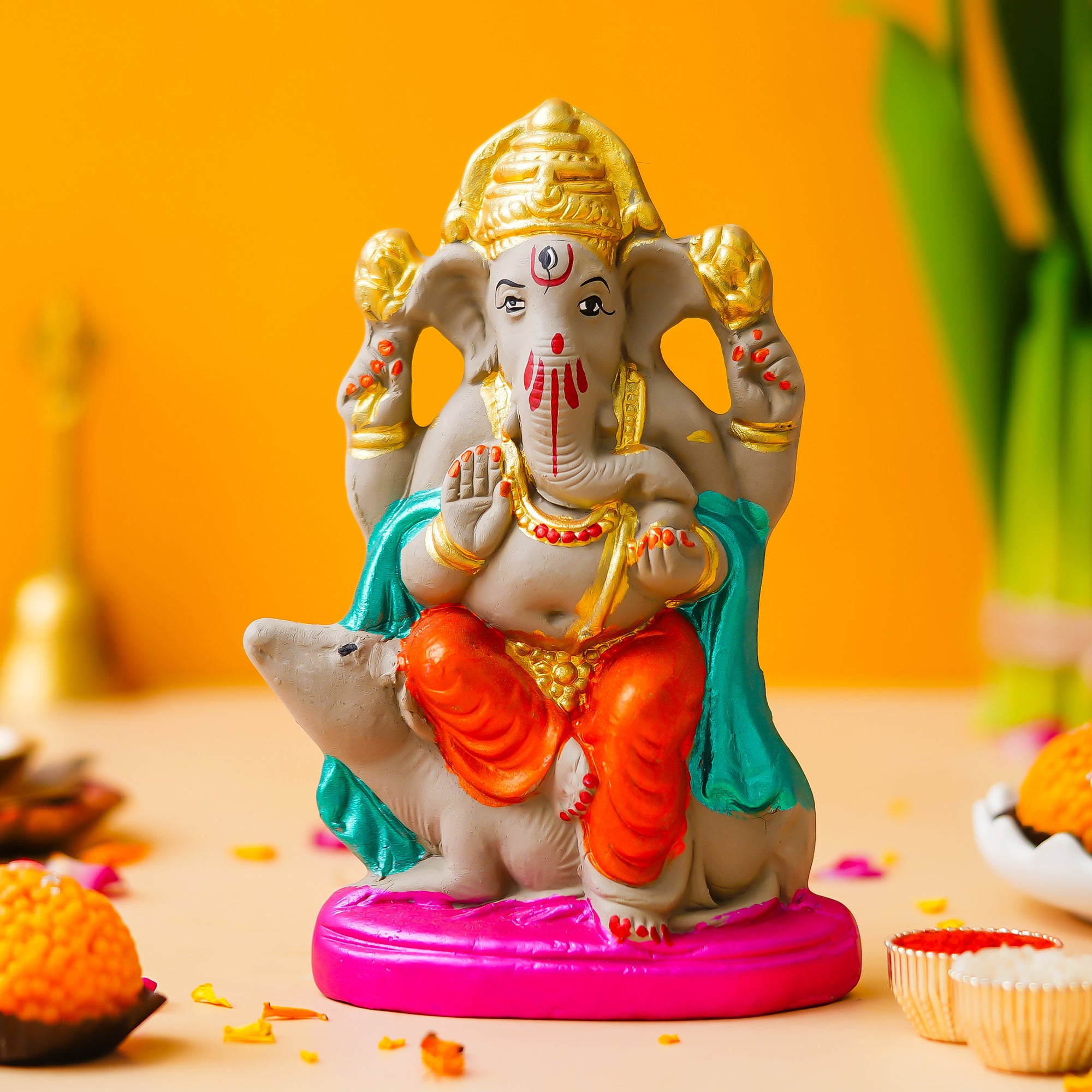 Eco-Friendly Clay Ganesh Idol 6 Inch | Water Soluble Handmade Ganpati Murti | Natural Mitti Ganesh for Ganesh Chaturthi Pooja complet water Soluble 100% kaccha ganesh idol